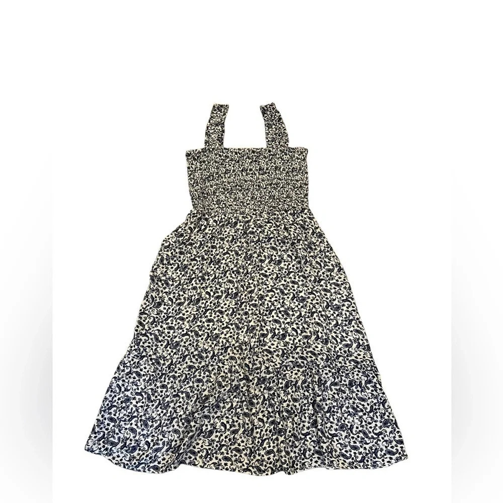 The general good 
Size small 
MIDI dress 
White/navy paisley
